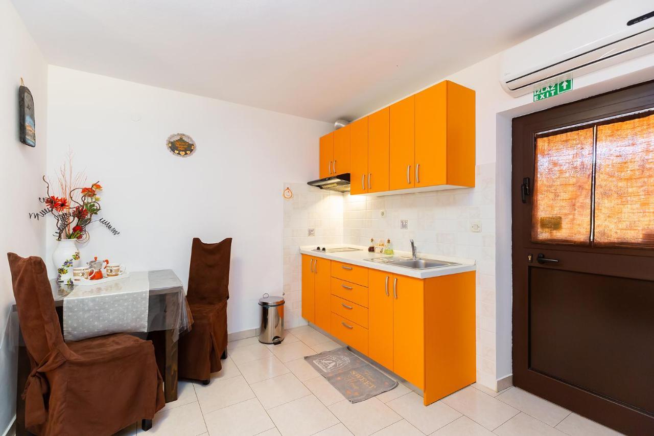 Apartments Alice Green Oasis - Poreč Eksteriør billede
